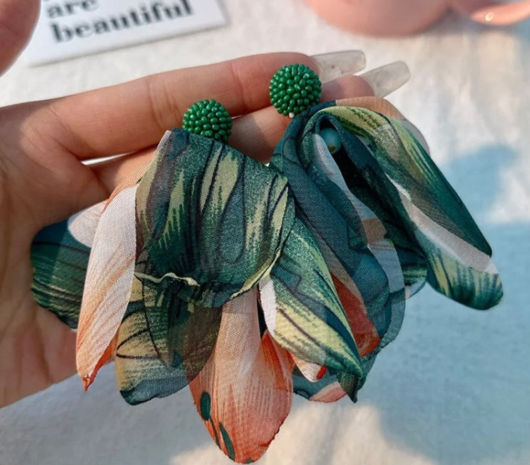 Elegant Classic Bohemia Style Ear Jewelry Romantic Colorful Fabric Flower Accessories for Women Trendy Jewelry Exquisite Earrings