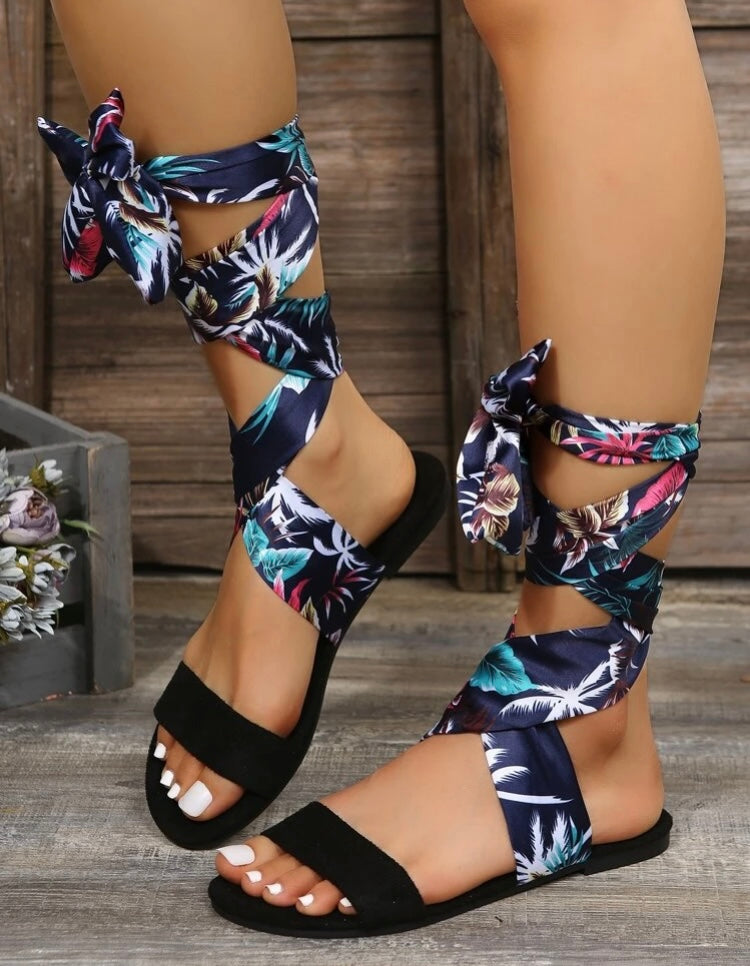 Fashion Spring Summer Statement Design Lace Up Flat Sandals Feathered Print Shoe