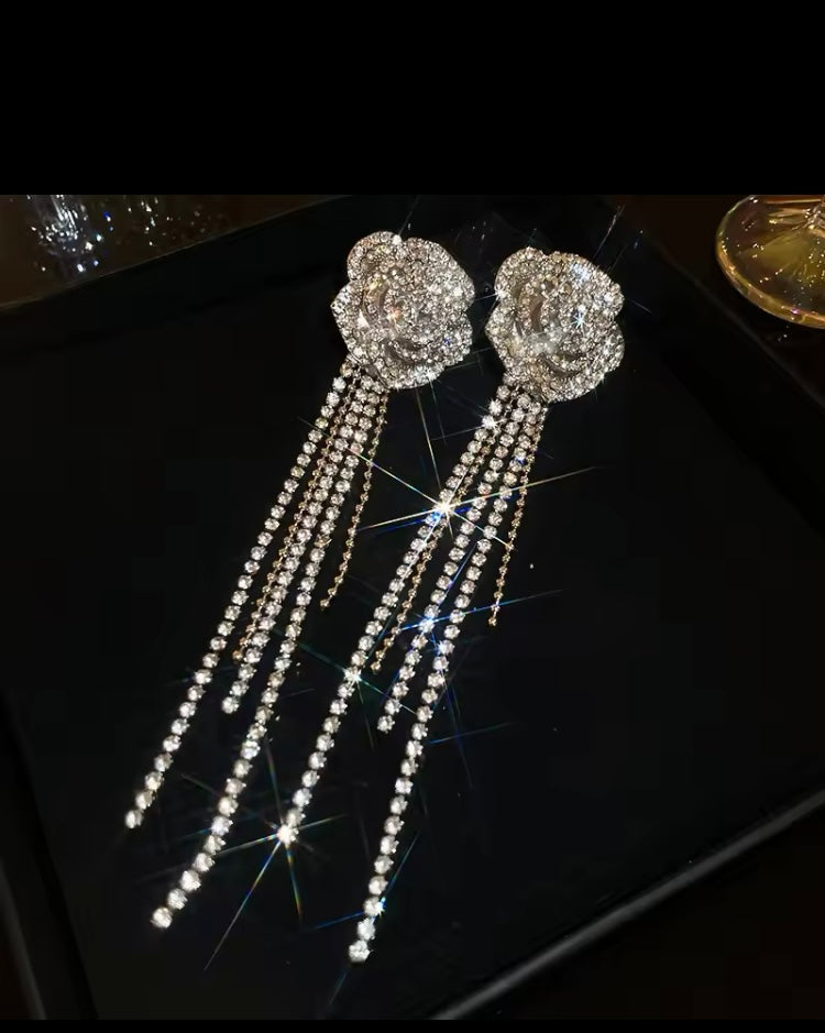 Bling Bling Flower Silver Pendant Shiny Rhinestone Crystal Long Dangling Earrings Jewelry