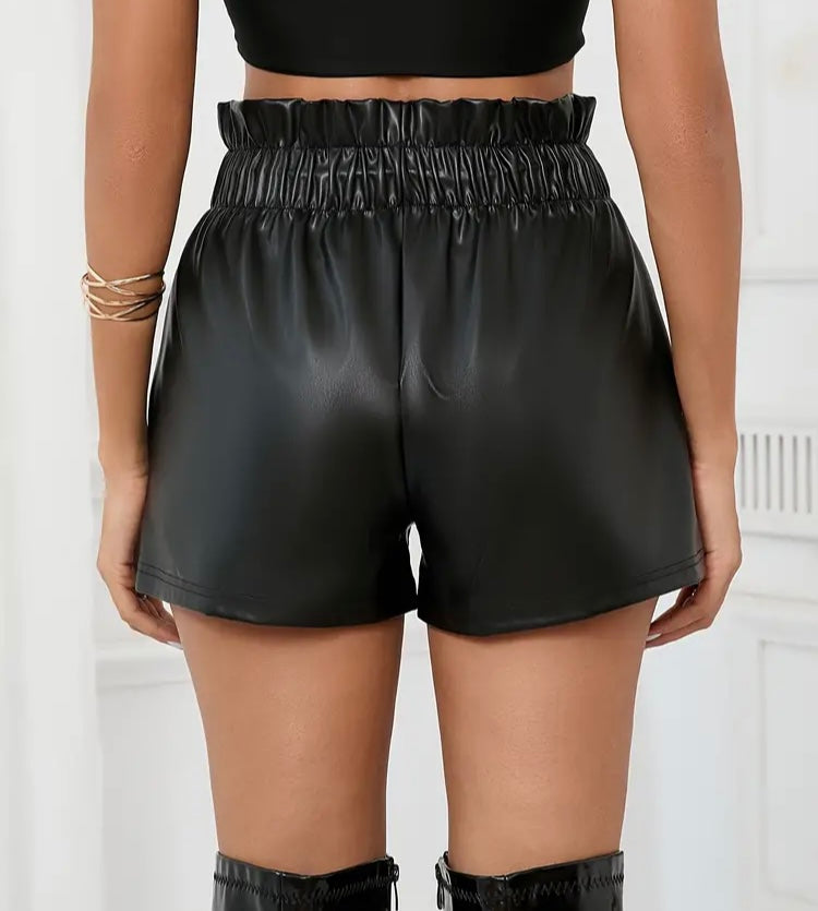 Black Curvy Plus Faux Leather Shorts w Pockets Women’s Wear
