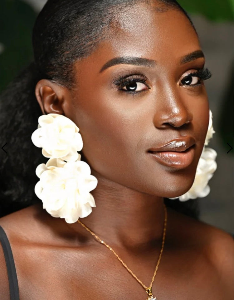 New Arrival Trendy Beautiful Fashionable Flower Drop Earrings for Women Jewelry Accessories