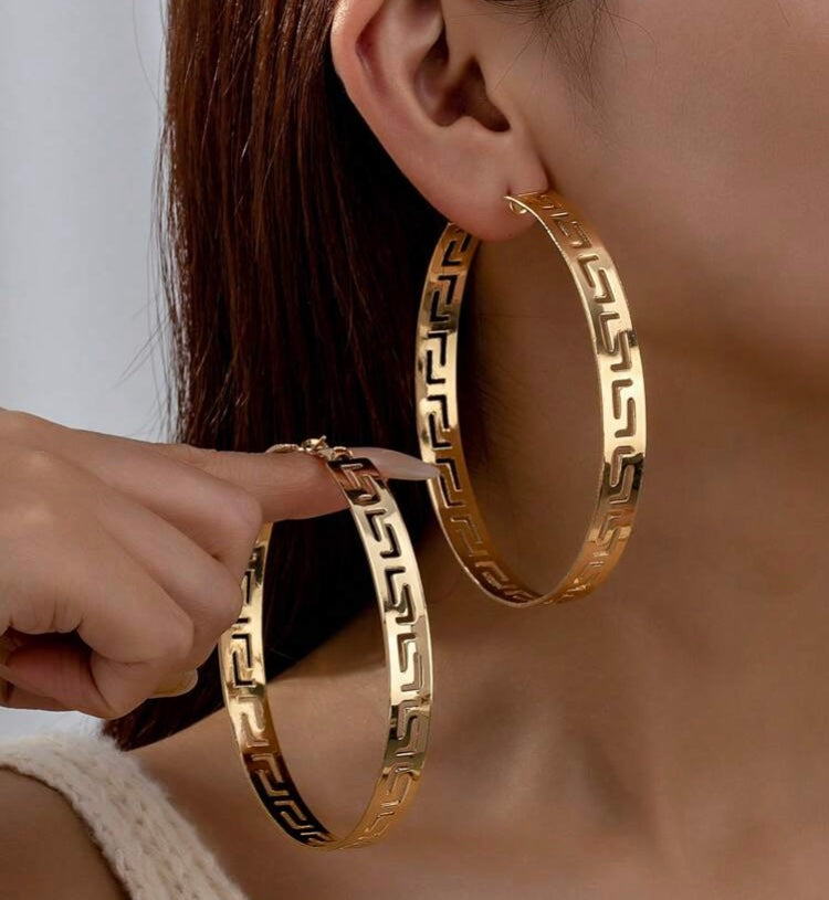 Outspoken Wild & Free Hoops Fashion Hollow Designer Circle Big Earrings Jewelry for Bold Statement Chic’s Only!