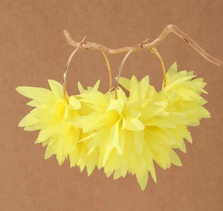 Cute Island Girl Styled Fashion Flower Hoop Earrings for Ladies Accessories