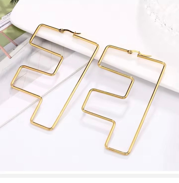 Personality Letter F Stainless Steel Girls Earrings Exquisite Women‘s Ear Jewelry