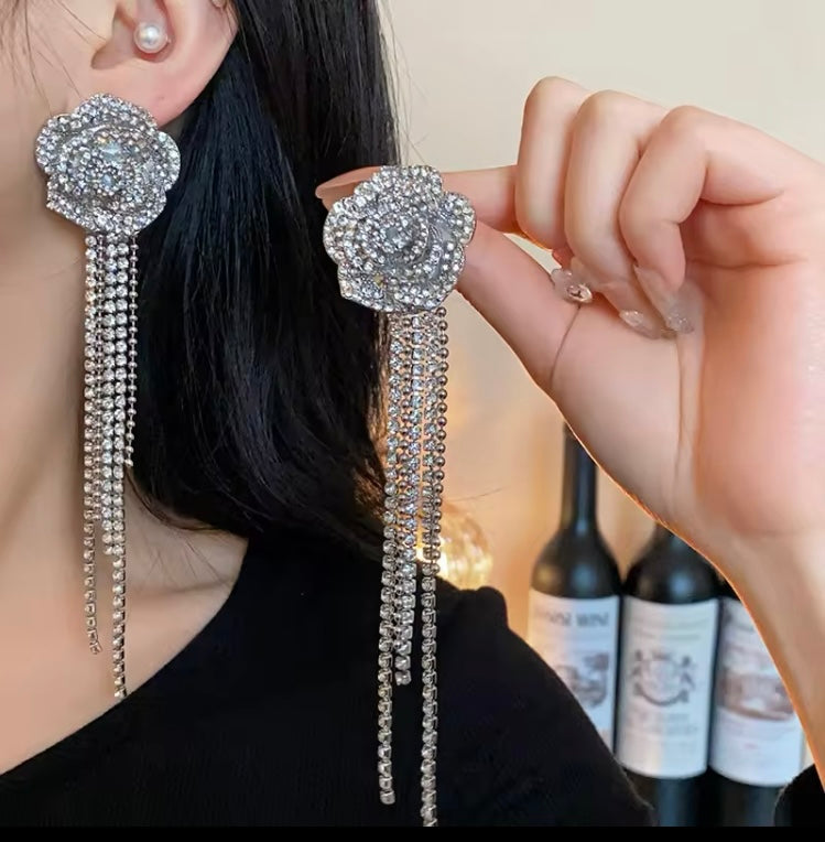 Bling Bling Flower Silver Pendant Shiny Rhinestone Crystal Long Dangling Earrings Jewelry