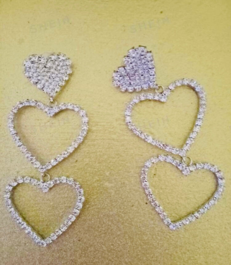Very Sexy Hobo Shimmery Crystal Rhinestone Long Dangling Women's 3 Heart Shaped Pendant Earrings Jewelry