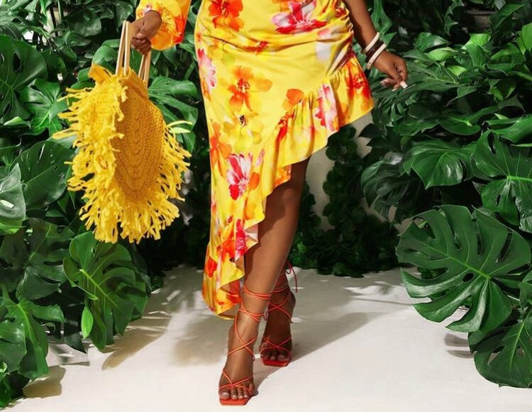 Lotus Flower Bomb Vacation Casual Hawaii Island Vibes Plus Size Women Floral Print Ruffle Shoulder Top Skirt Fashionable Wear