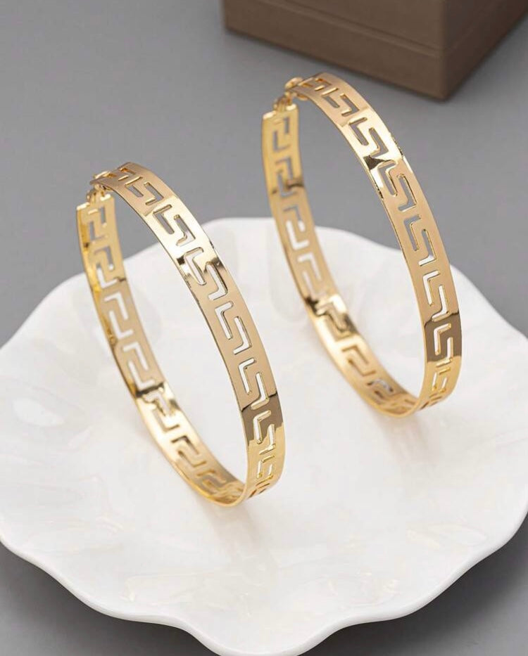 Outspoken Wild & Free Hoops Fashion Hollow Designer Circle Big Earrings Jewelry for Bold Statement Chic’s Only!