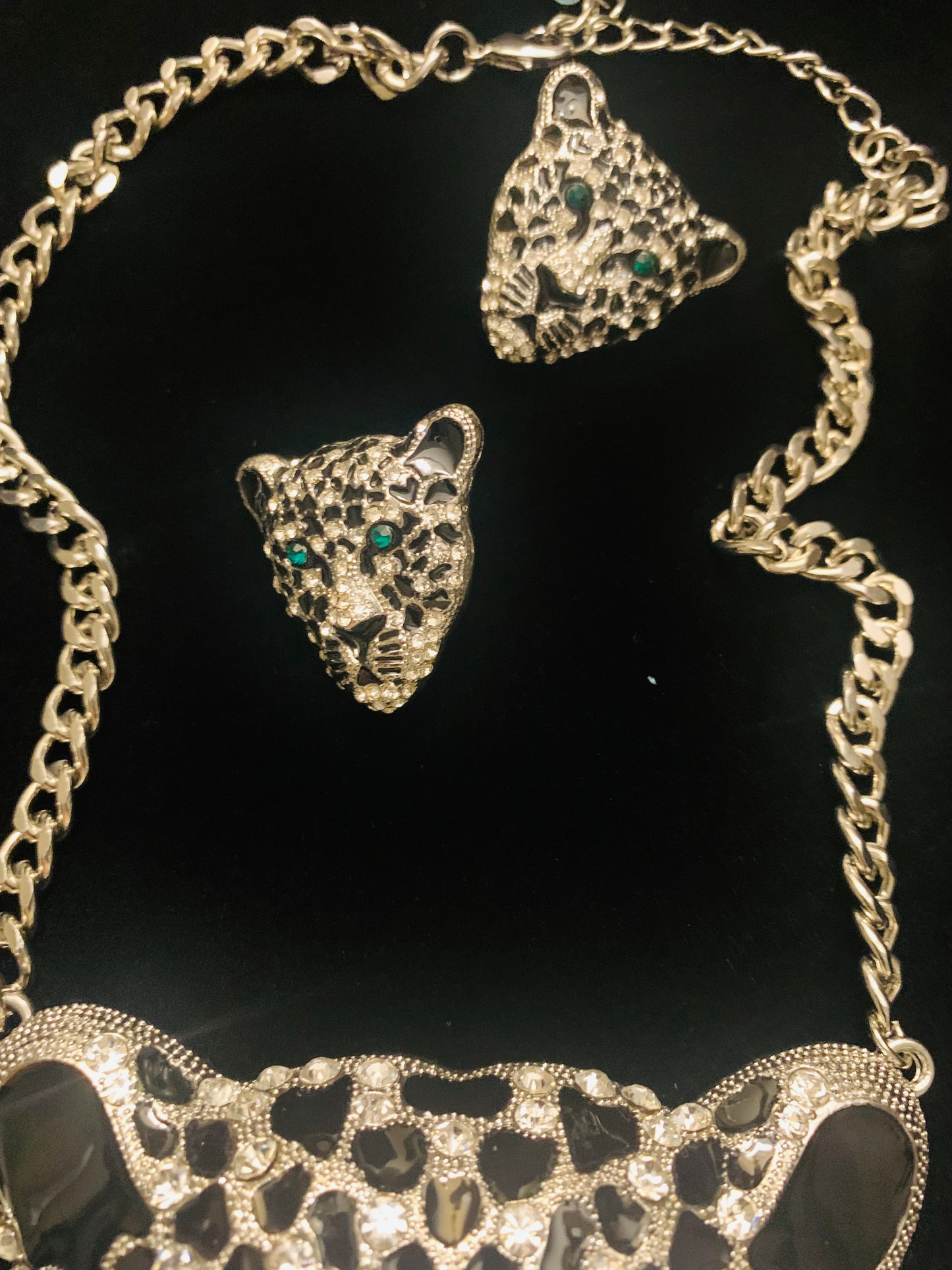 Exquisite Large Silver Bling Leopard Pendant Jaguar Diamond Necklace & Earrings Set Cheetah Chain Panther Fashionable Jewelry