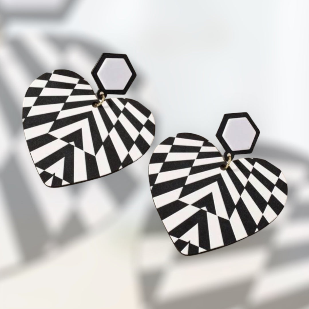 Black & White Big Heart Exaggerated Elegant And Stylish Acrylic Zebra Print Necklace Earrings Set for Ladies