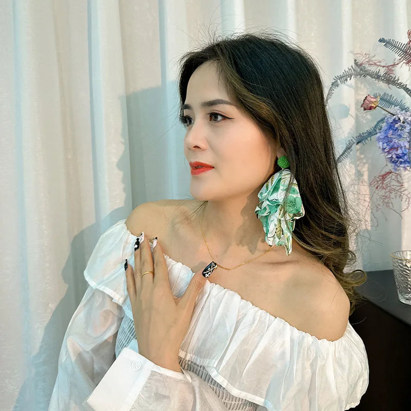 Elegant Classic Bohemia Style Ear Jewelry Romantic Colorful Fabric Flower Accessories for Women Trendy Jewelry Exquisite Earrings