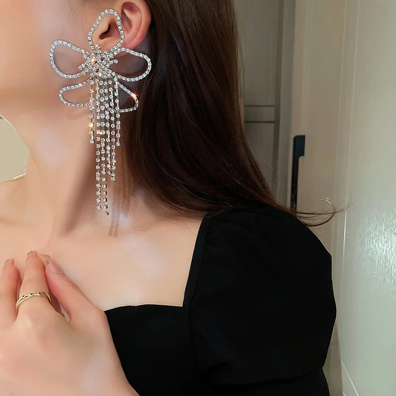 Lovely Silver Statement Fashion Long Tassel Rhinestone Drop Earrings for Women Flowers Dangle Earrings Statement Jewelry