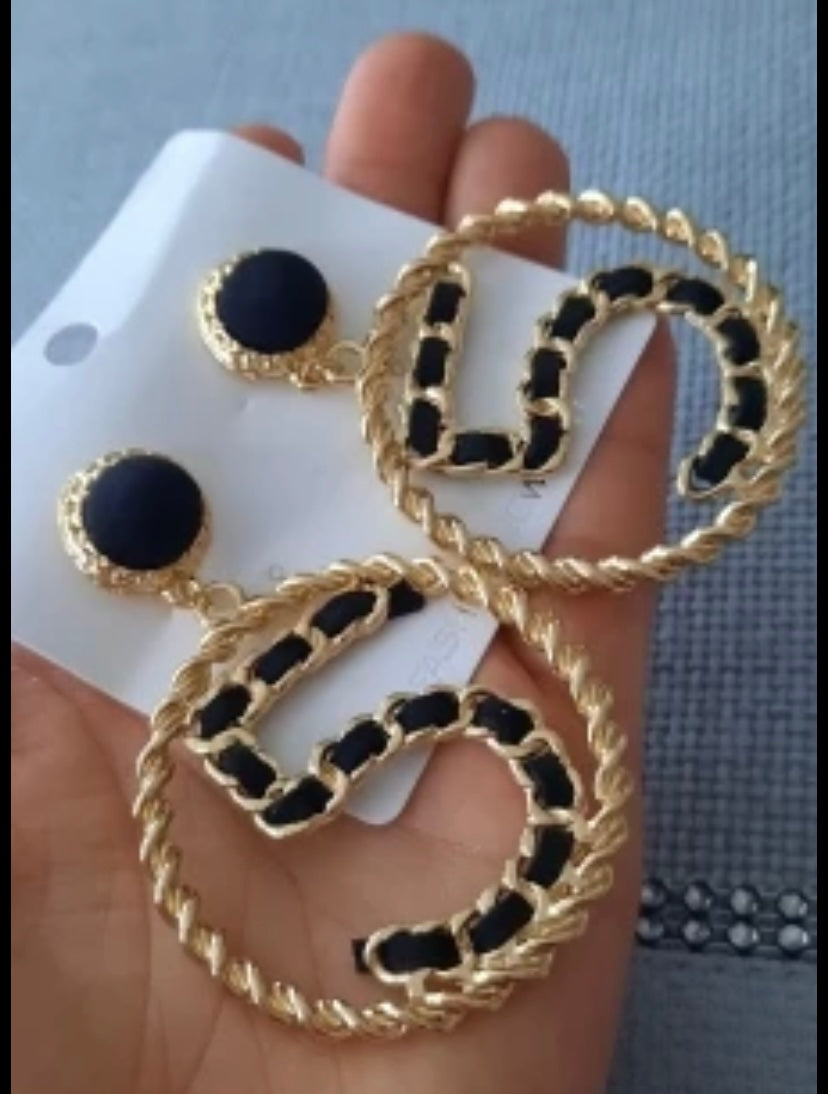 Famous Design Golden Women Number 5 Earrings Fashion Trendy Jewelry Accessories