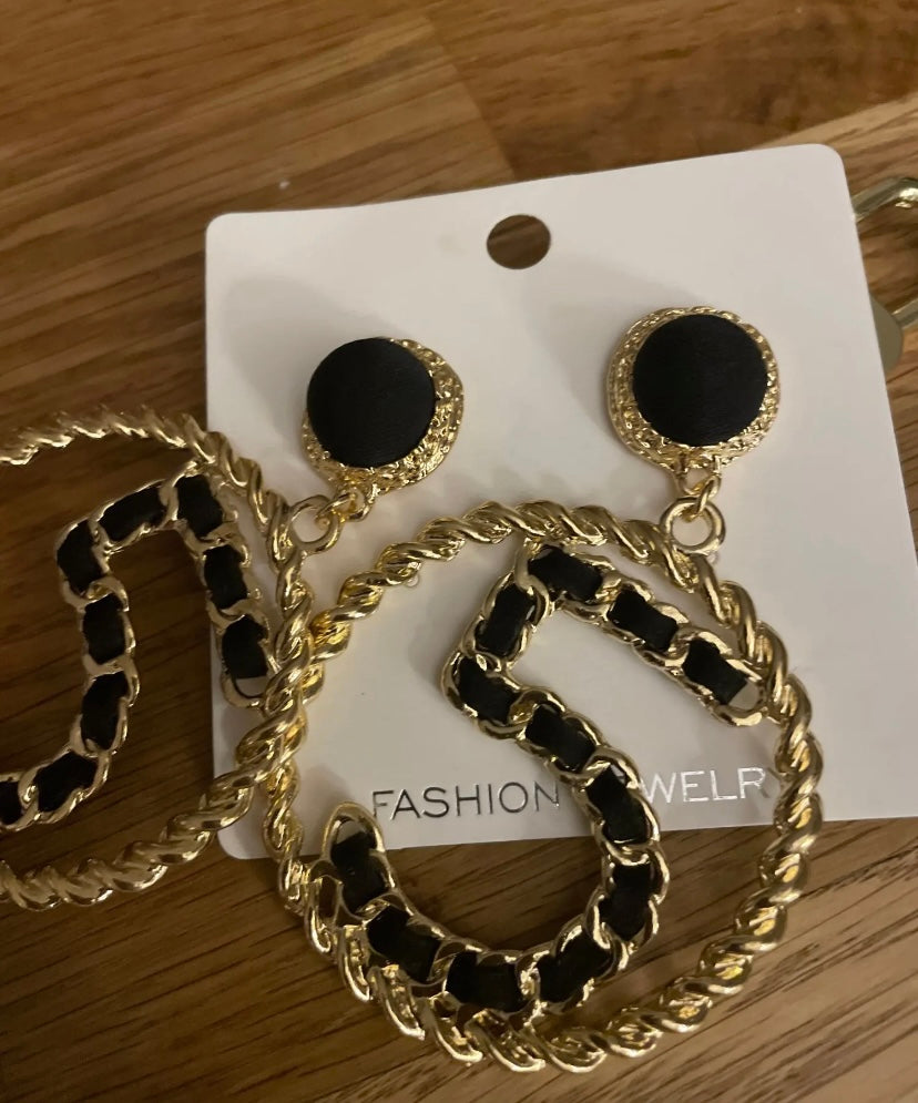 Famous Design Golden Women Number 5 Earrings Fashion Trendy Jewelry Accessories