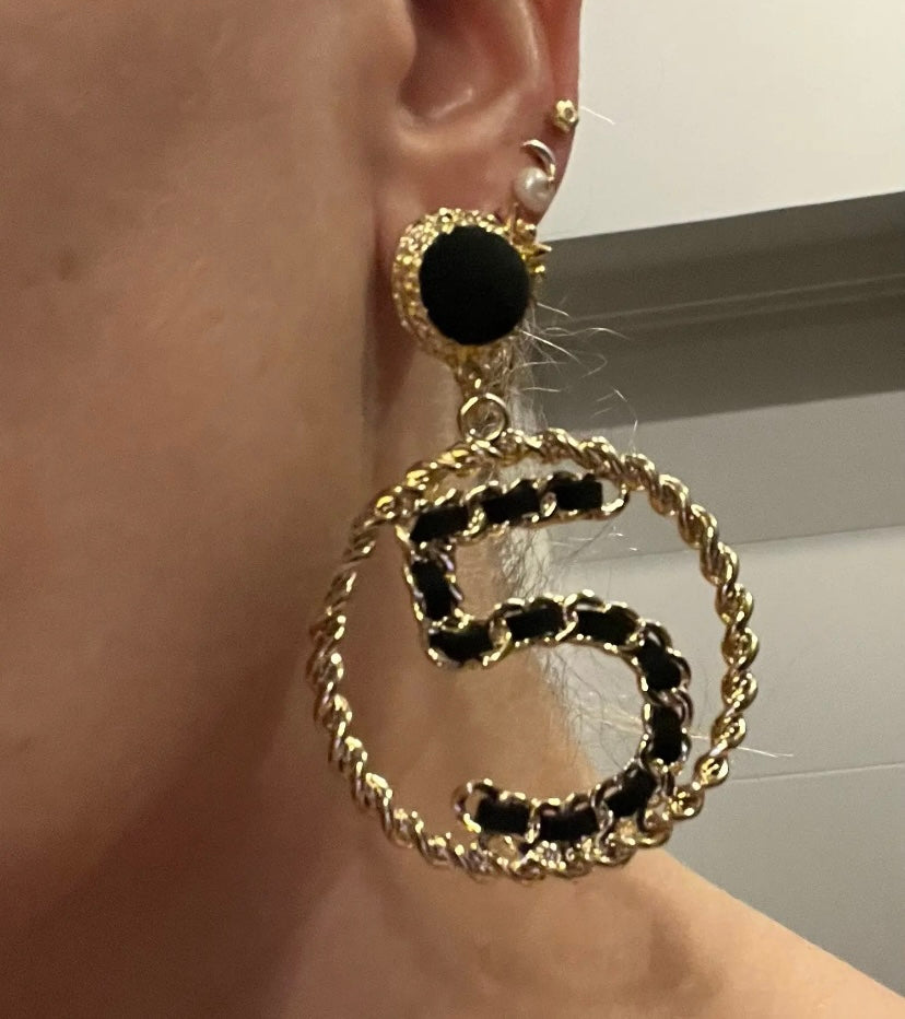 Famous Design Golden Women Number 5 Earrings Fashion Trendy Jewelry Accessories