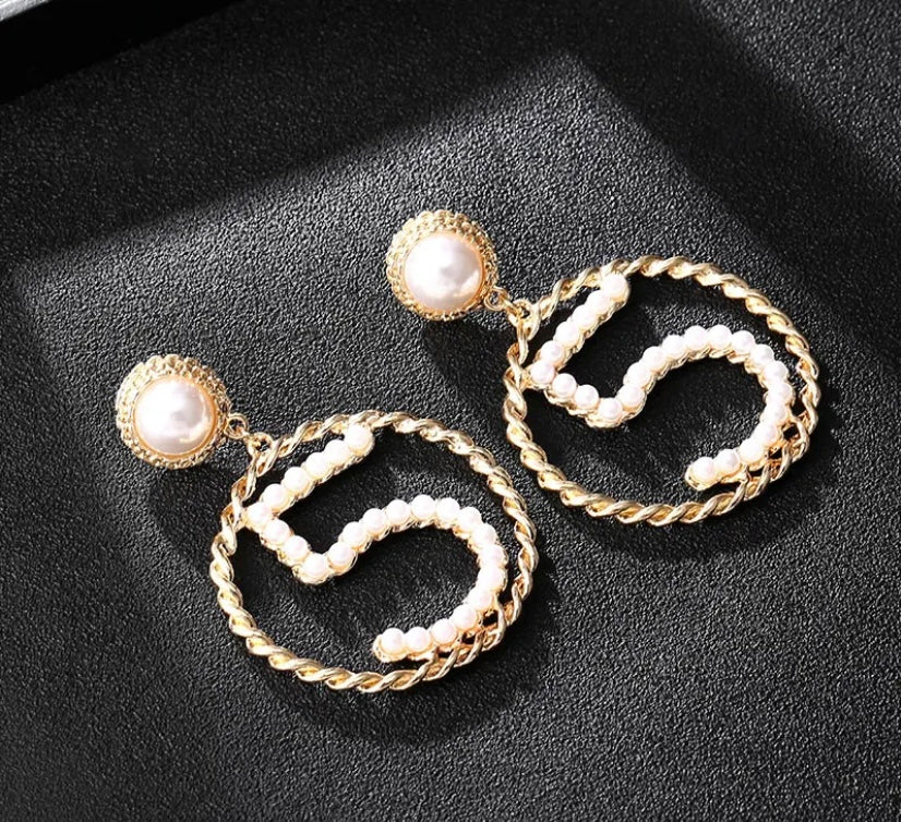 Famous Design Golden Women Number 5 Earrings Fashion Trendy Jewelry Accessories