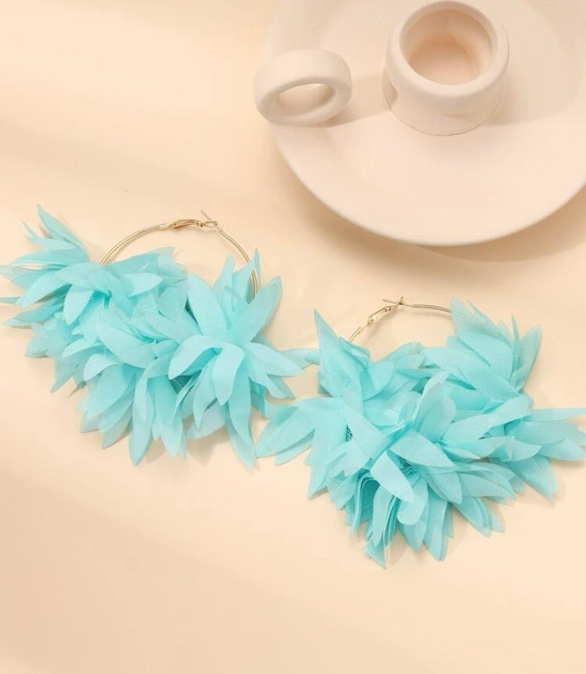 Summer Time Island Girl Flower Trendy Fashion Petal Rose Women's Earrings