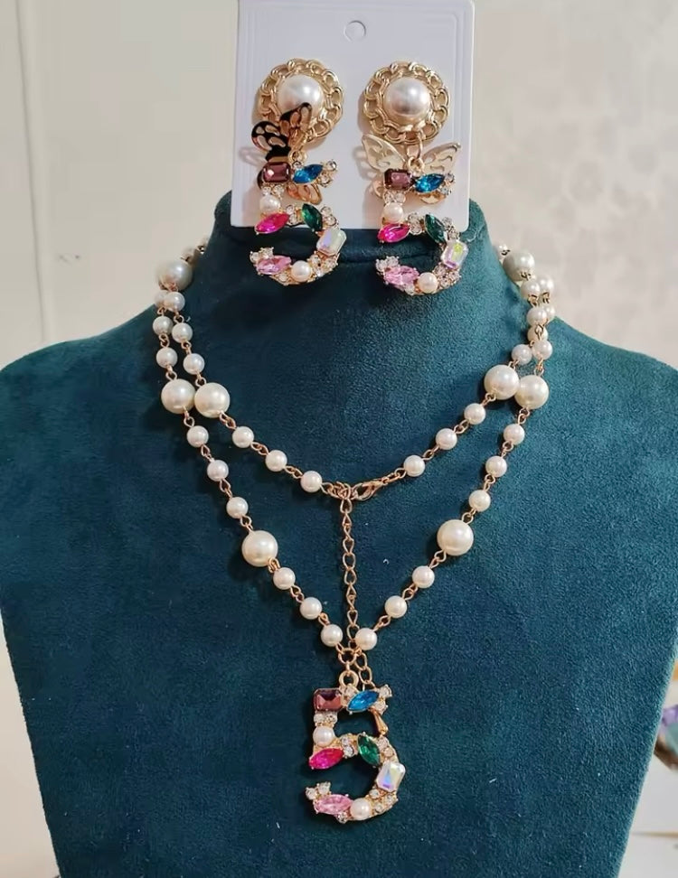 Beautiful Statement Multi Rhinestones No. 5 Crystal Styled Neck & Ear Set