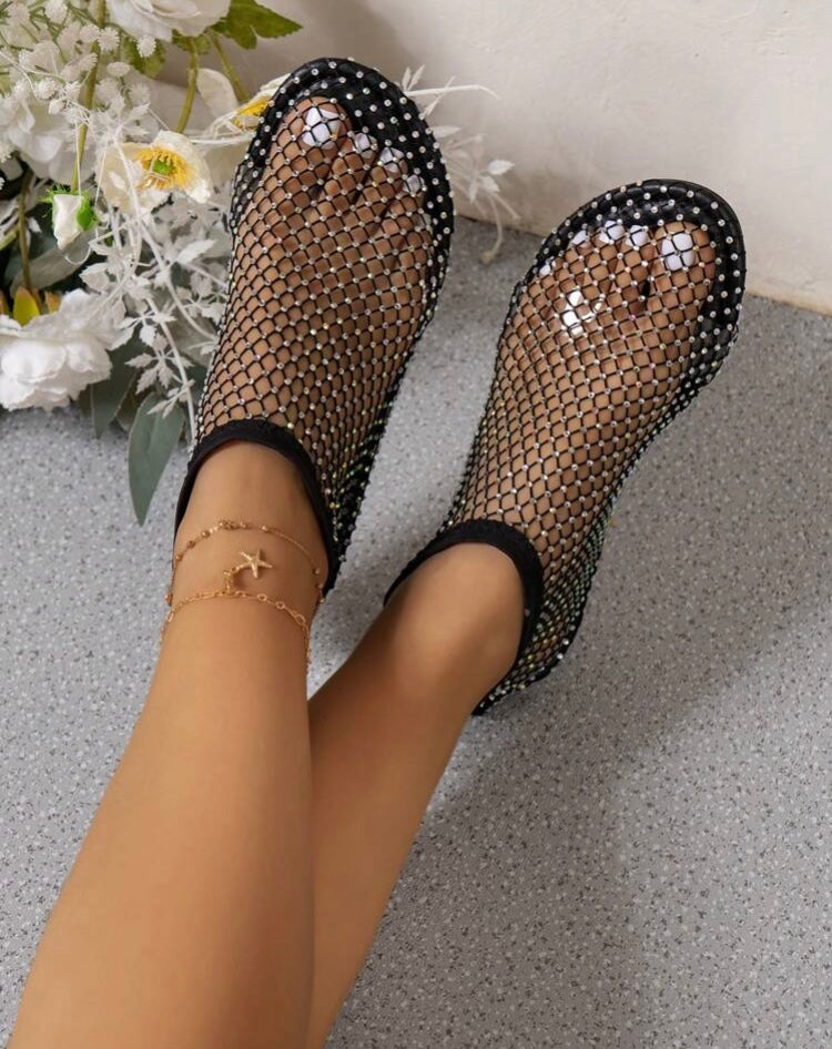 Stylish Rhinestone Mesh Flat Sandals Glamorous Slip-On Shoes Comfortable Party Flats for Women
