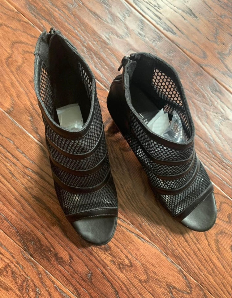 Black Hot Fashion Open Toe Fish Net Look Heels Statement Booties