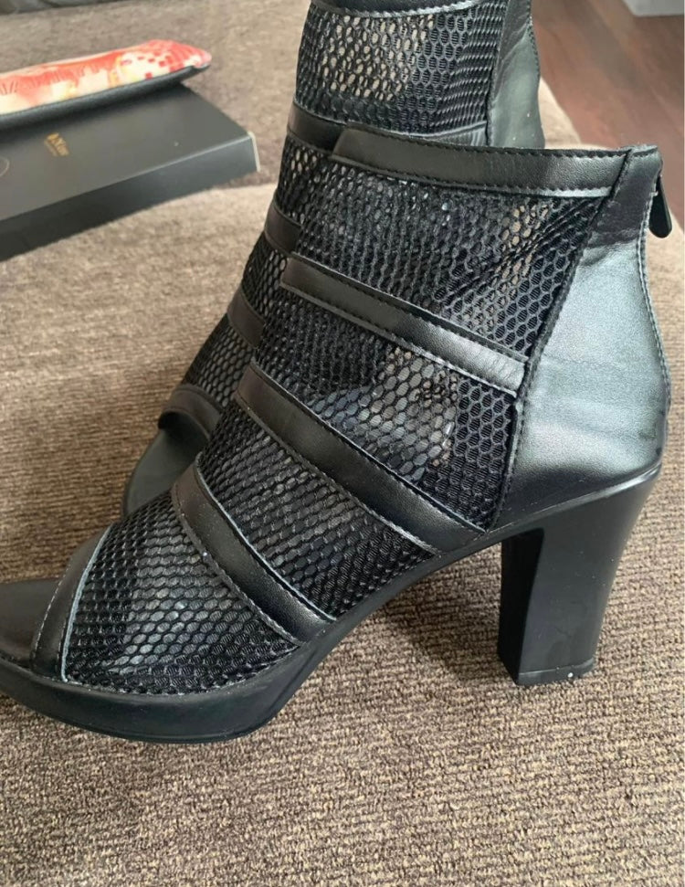 Black Hot Fashion Open Toe Fish Net Look Heels Statement Booties