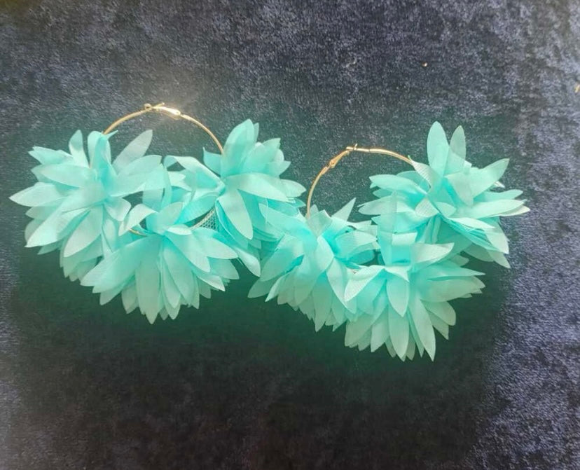 Summer Time Island Girl Flower Trendy Fashion Petal Rose Women's Earrings