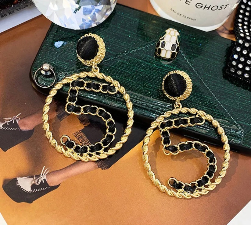 Famous Design Golden Women Number 5 Earrings  Fashion Trendy Jewelry Accessories