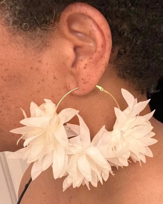 Summer Time Island Girl Flower Trendy Fashion Petal Rose Women's Earrings
