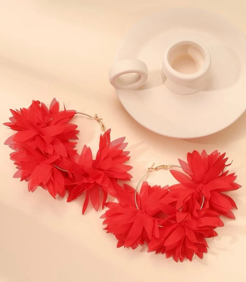 Summer Time Island Girl Flower Trendy Fashion Petal Rose Women's Earrings