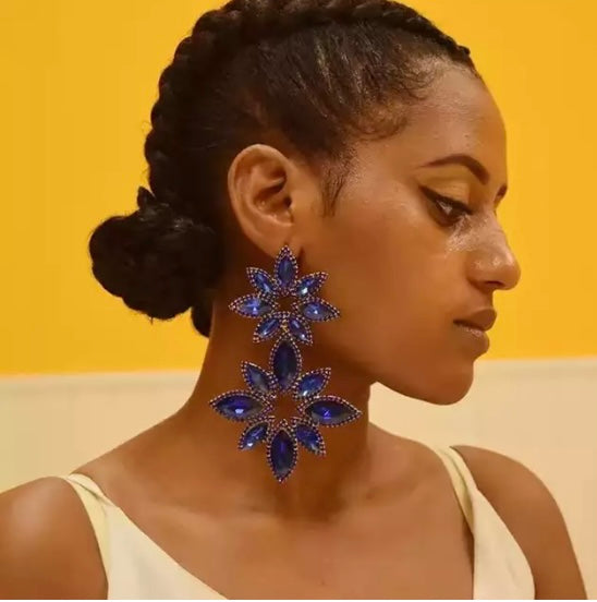 Beautiful Radiant Rhinestone Big Flower Dangle  Crystal Statement Drop Earrings Evening Formal Dress Accessories